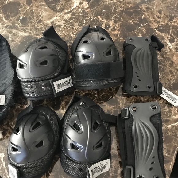 Protective gear - Picture 4 of 6